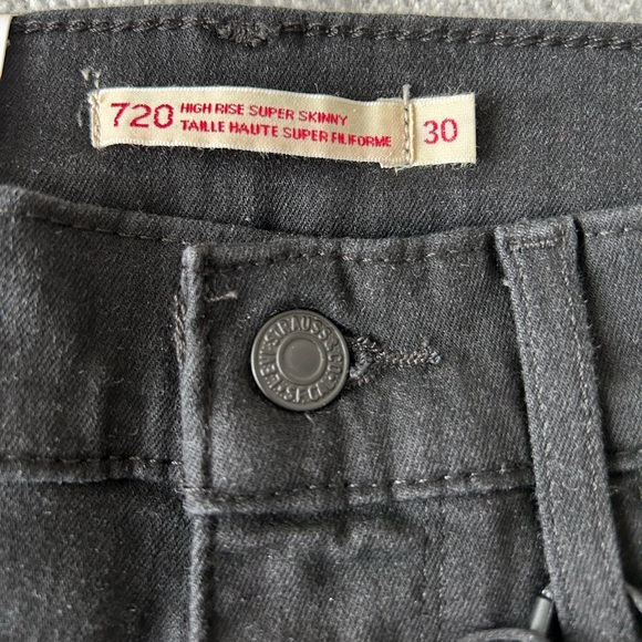 Levis 720 high-rise super skinny NWT black 30/32 - Picture 3 of 6